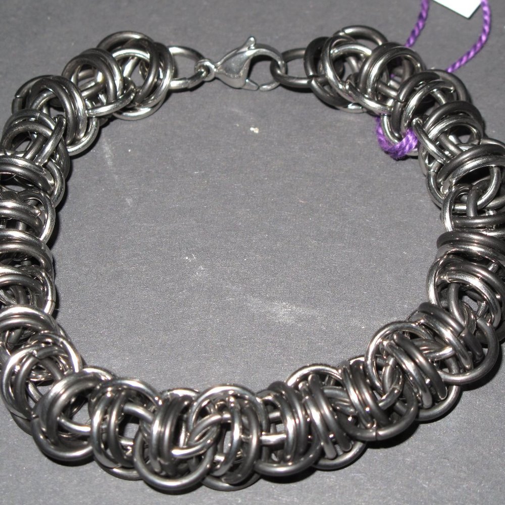 CHAINMAIL BRACELET - CROW WEAVE